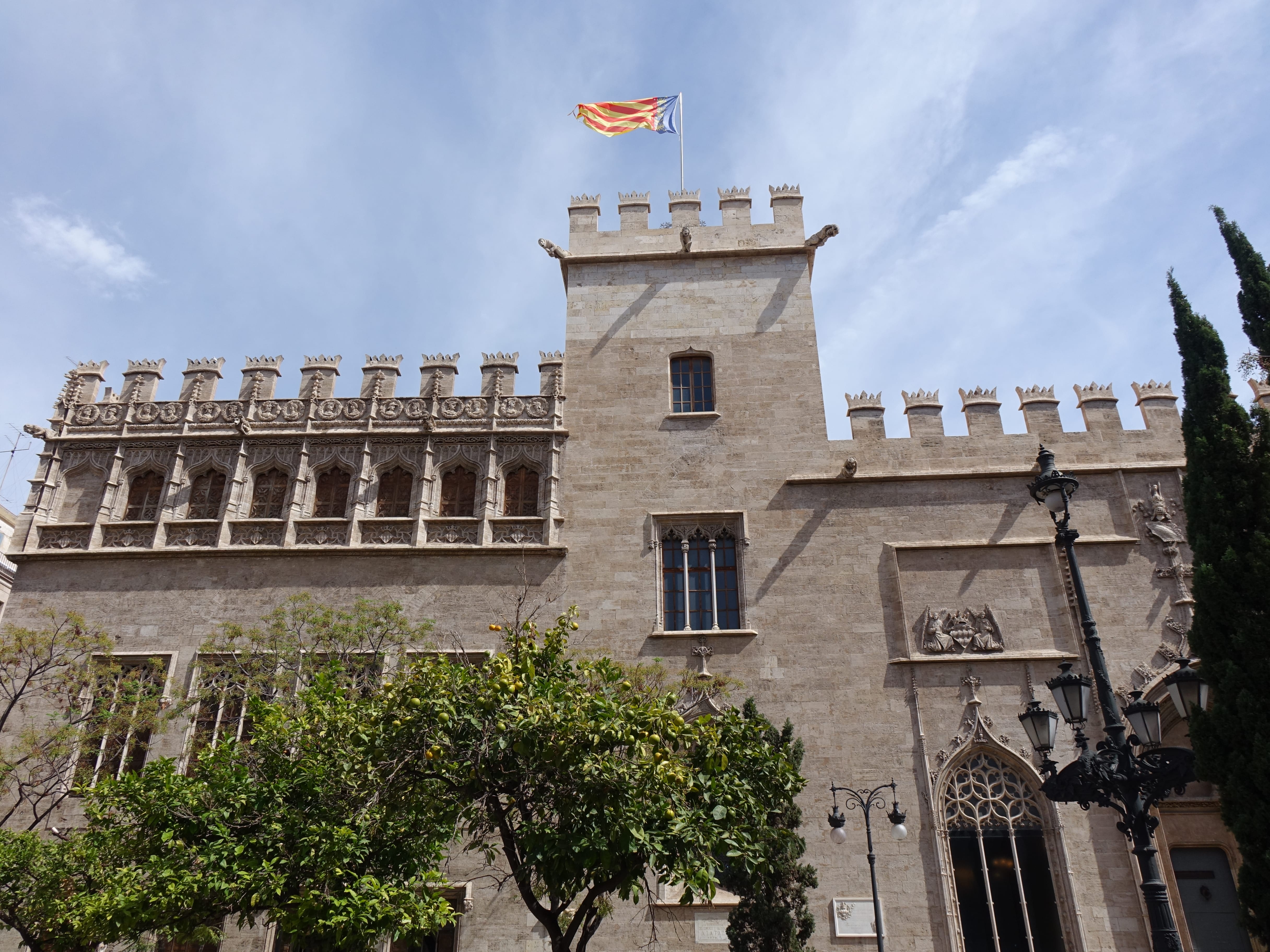 Istoria în picioare (III). Lonja de la seda – Bursa de mătase din Valencia