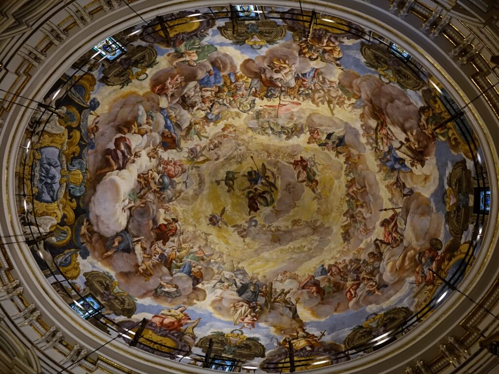 Valencia la pas: Biserica ”Virgen de los Desamparados”